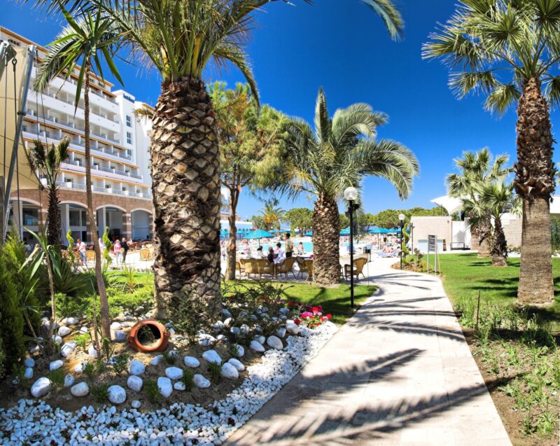 Batihan Beach Resort & Spa