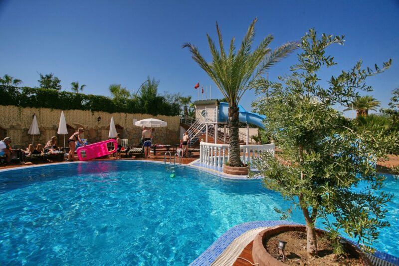 Bella Bravo Aparthotel