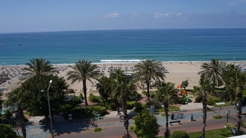 Cleopatra Golden Beach