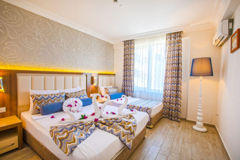 Club Big Blue Suite Hotel