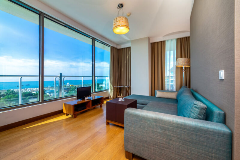 Commodore Elite Suites & Spa