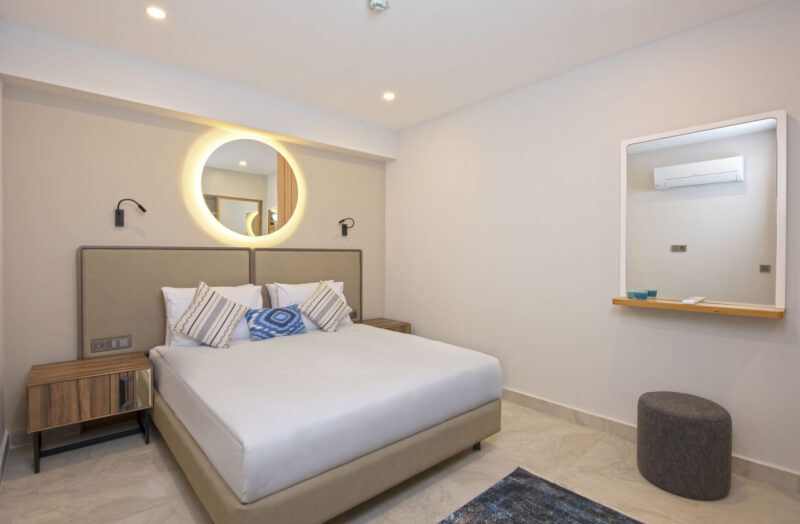 Fly & Go A Suite Side