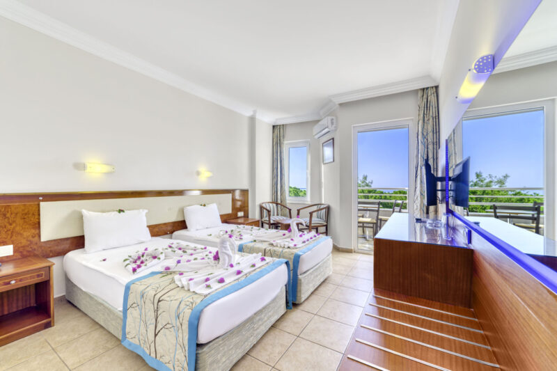 Fly & Go Time Beach Hotel