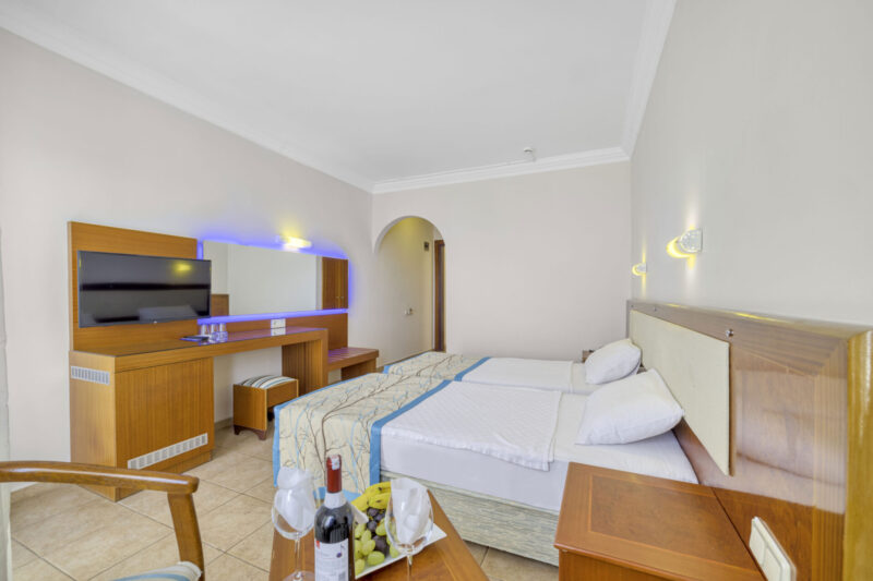 Fly & Go Time Beach Hotel