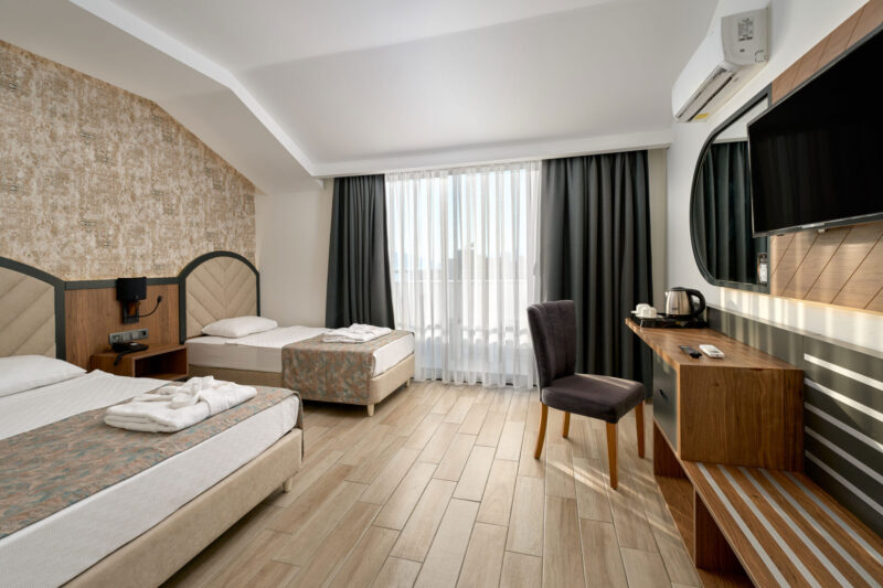 Grand Uysal Beach & Spa