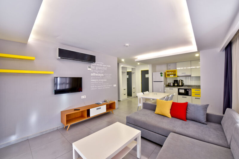 Green Garden Suite
