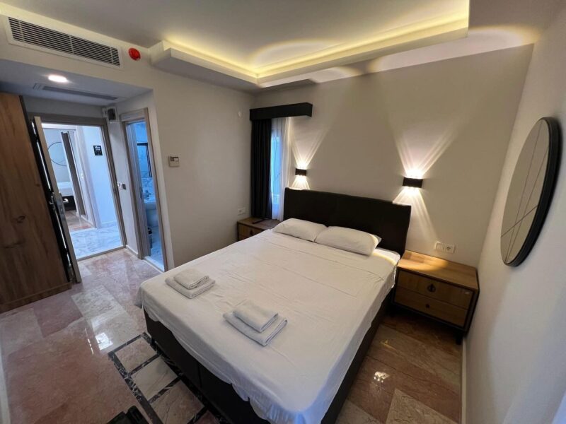 Jest Otel