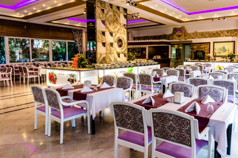 L' Etoile Hotel