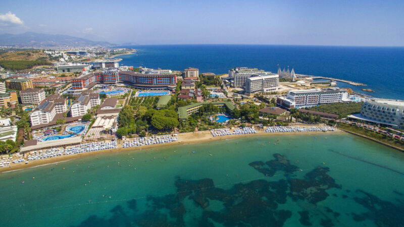 Lonicera World Hotel
