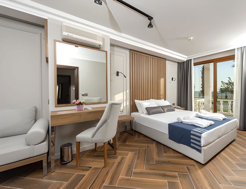 Lucas Didim Resort