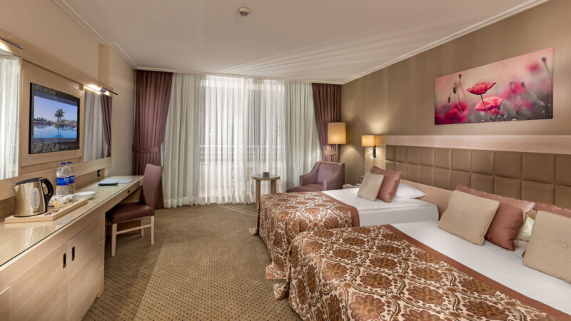 Miracle Resort