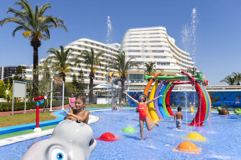 Miracle Resort