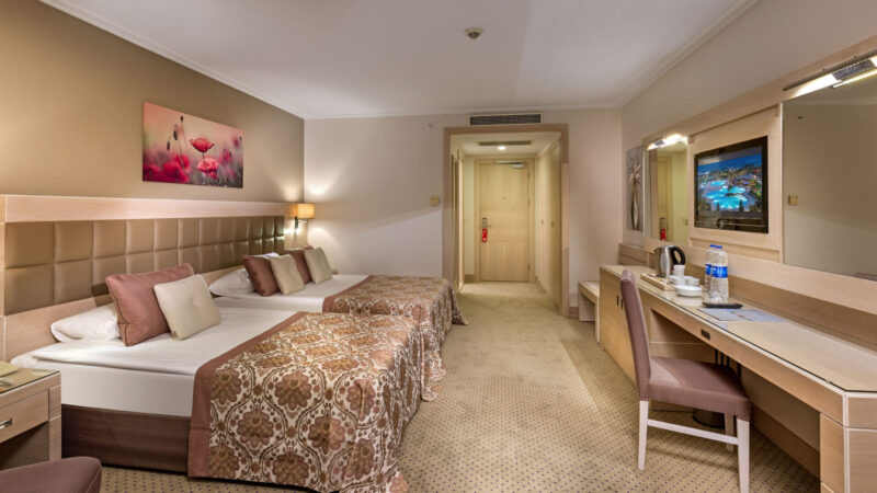 Miracle Resort