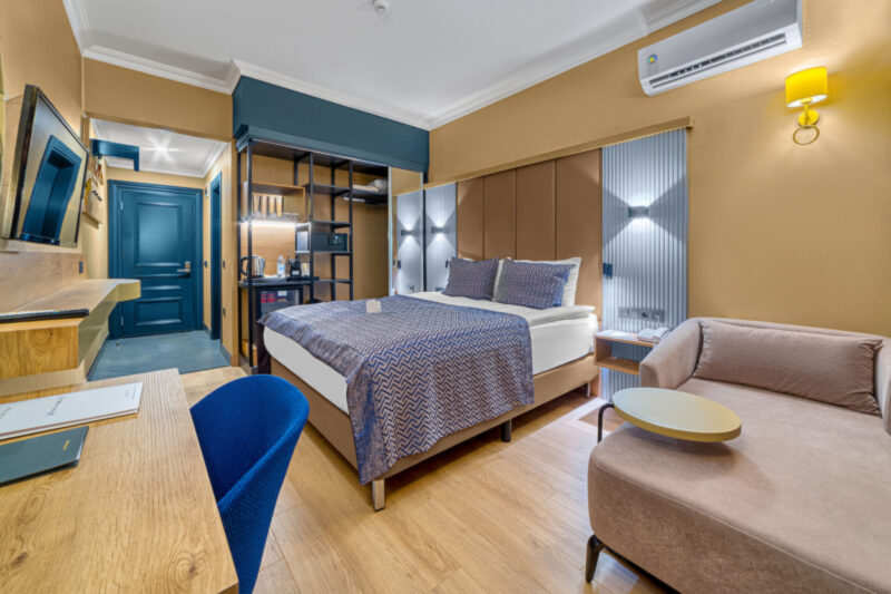 Numa Port Hotel