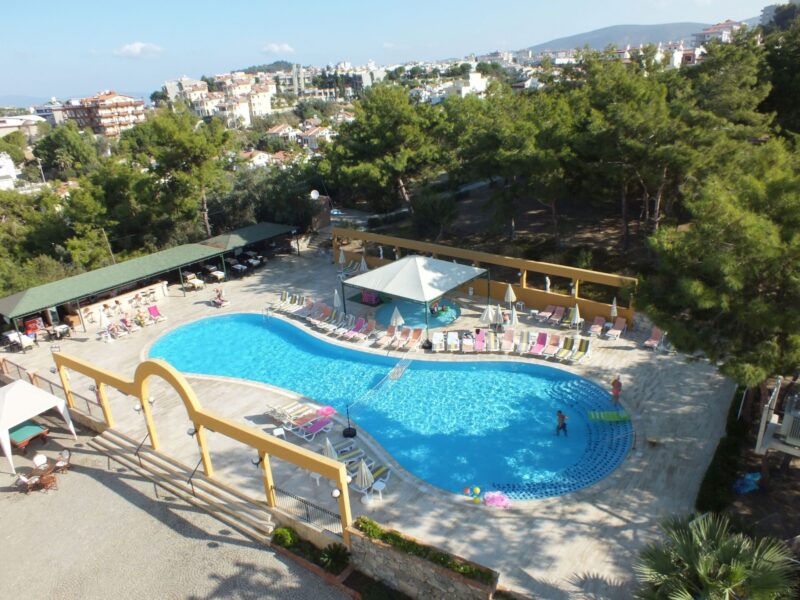 Tuntas Family Suites
